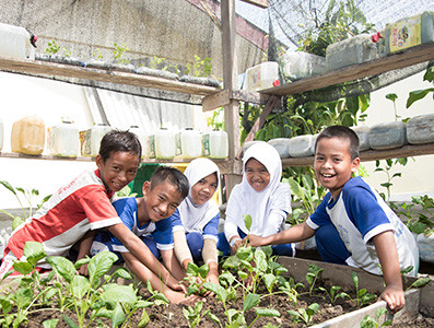Sekolah Adiwiyata: Tumbuhkan Kepedulian Lingkungan